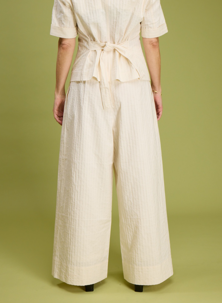 Pleated LAMA Pant