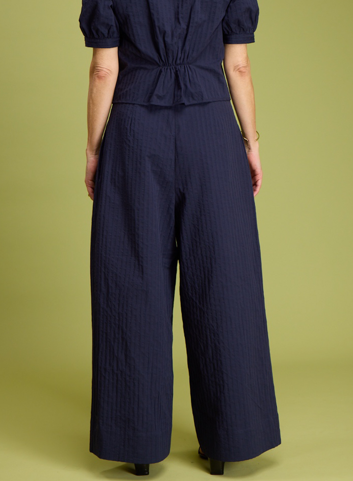 Pleated LAMA Pant