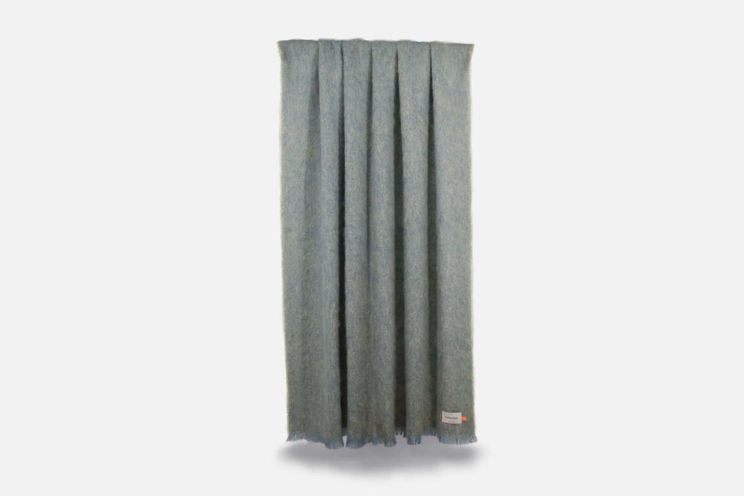 Mohair CLASH Throw